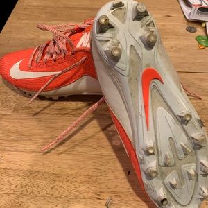 Nike “Speedlax” lacrosse cleats